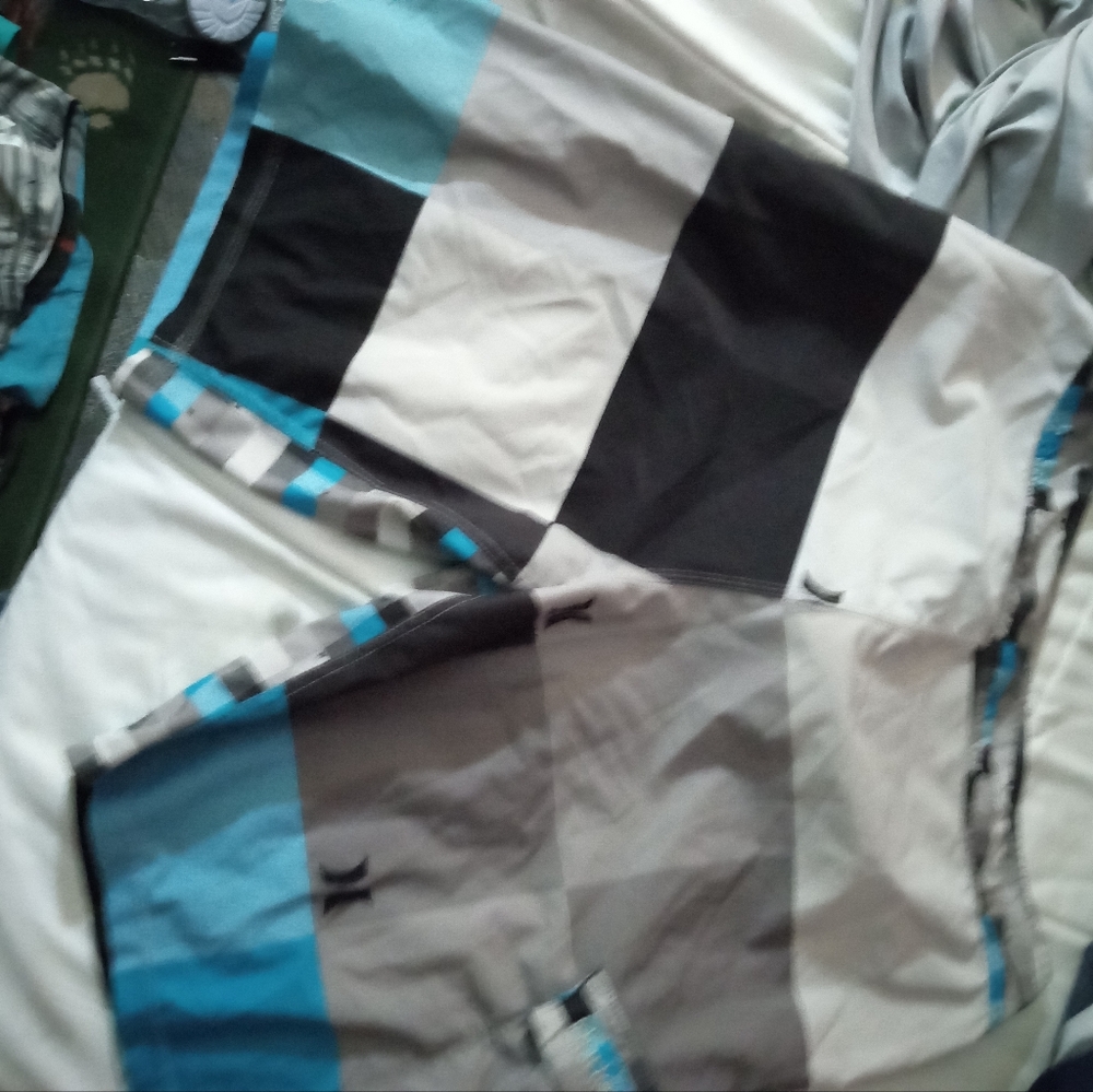 Hurley Men shorts